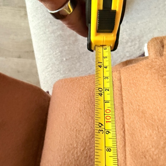 Like new, 100% cashmere coat size 8 - Picture 10 of 13